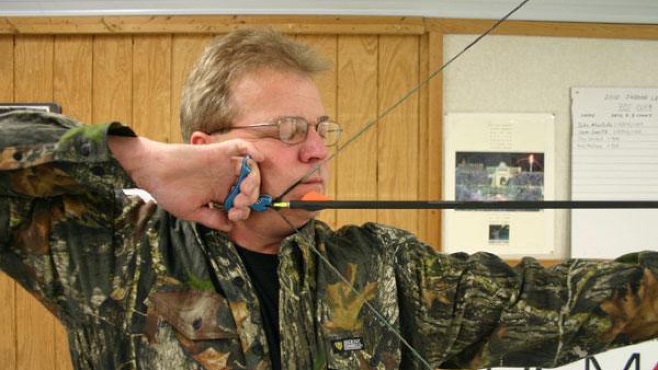Peep Sight - How To Install On A Compound Bow